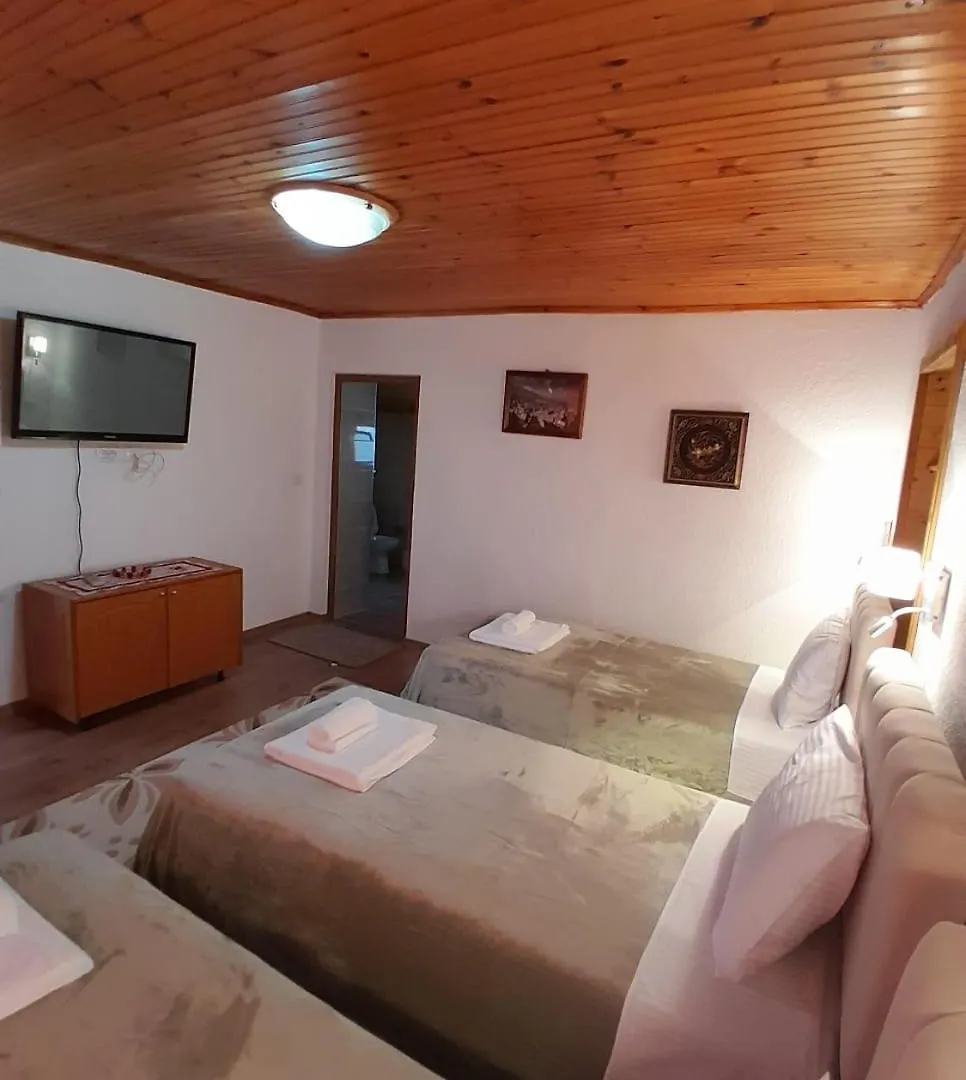 Guest House Ejona Gjirokastër Albania