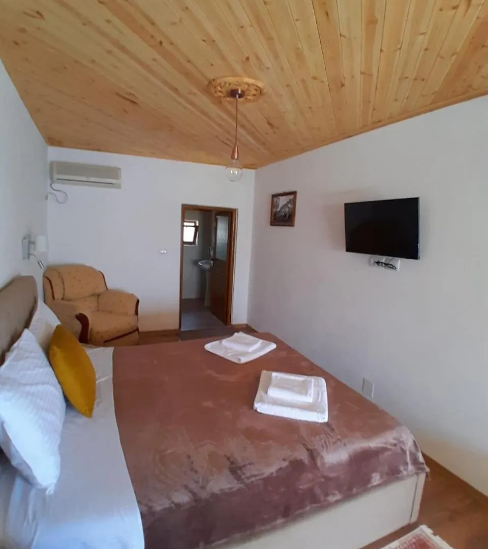 Guest House Ejona Gjirokastër Albania